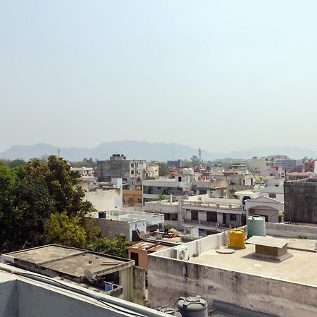 Collection O Hotel Divine Ganges Haridwār Εξωτερικό φωτογραφία