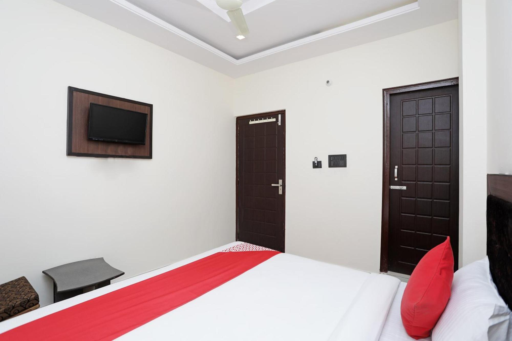 Collection O Hotel Divine Ganges Haridwār Εξωτερικό φωτογραφία